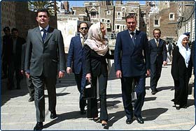 Duke and Duchess of Calabria visit the historic capital of Yemen before meeting with key state and religious figures