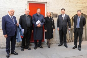 Constantinian Order Grand Master and Grand Prior visit The Passage Homeless Centre